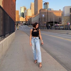 Open Front Top in Black